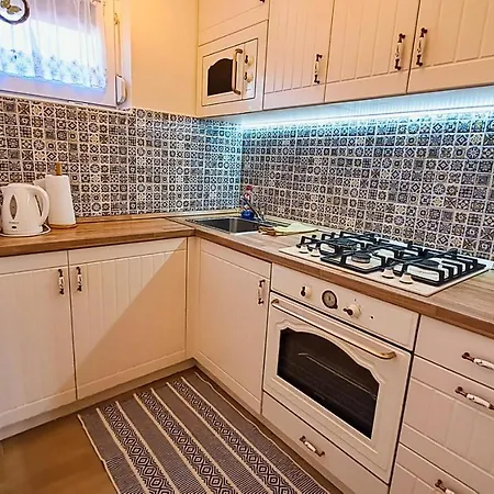 Zalan Apartmann * Balatonkeresztur