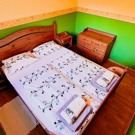 Zalán Apartmann *