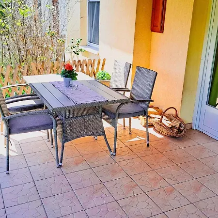Zalán Apartmann *